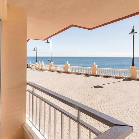Primera Linea Con Preciosas Vistas Al Mar Lejlighed *