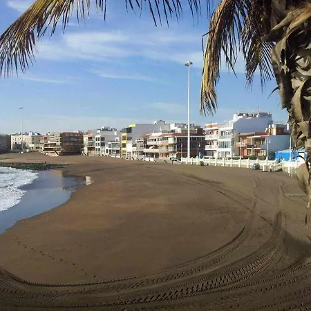 Primera Línea Con Preciosas Vistas Al Mar Apartamento